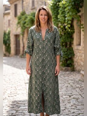 MIRTH Vienna Maxi Dress Green Lazuli Block Print
Cotton Silk Blend Size L